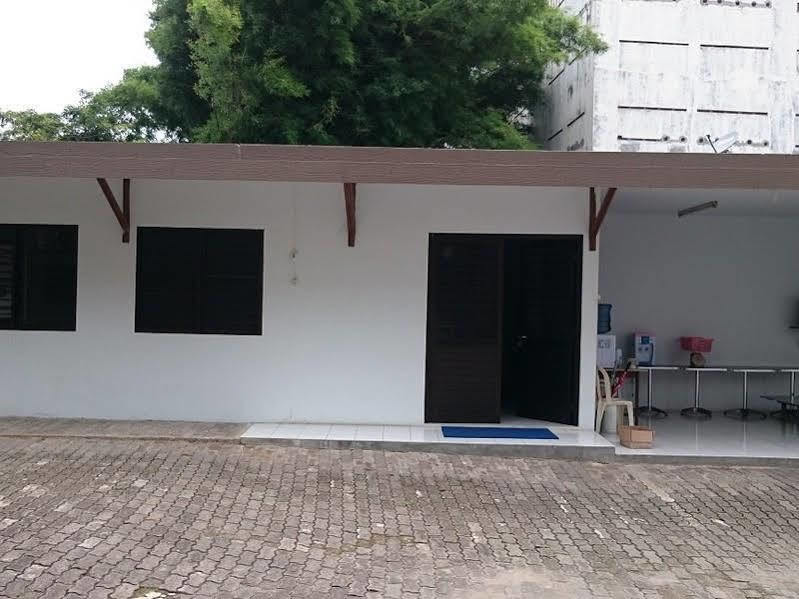 Penginapan Surya Serang Exterior foto